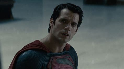 Henry Cavill Was Reportedly Paid A Chunk Of Change For His Superman