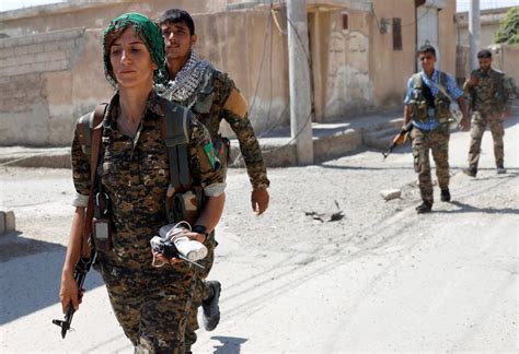 In The Fight Against Isis Kurds Seek Chance To Govern Themselves Pbs