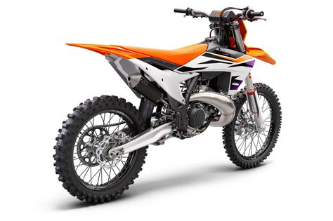 Motorrad Vergleich KTM 300 SX 2025 Vs KTM 250 SX 2024