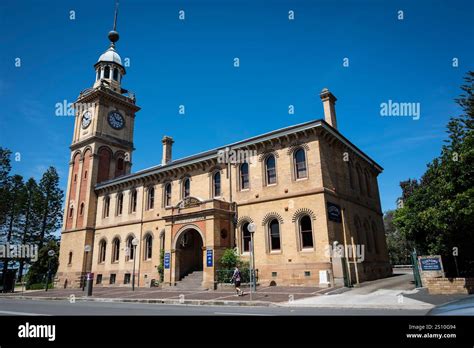 Customs House, also known as the Customs House Hotel, is a heritage ...