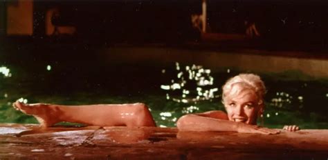 Marilyn Monroe S Ance De Natation Nue Invisible Rare Photos X