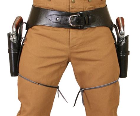 Anyone wish there was more options for gun belt styles in the game like ...