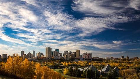 Edmonton Skyline | SkyriseCities