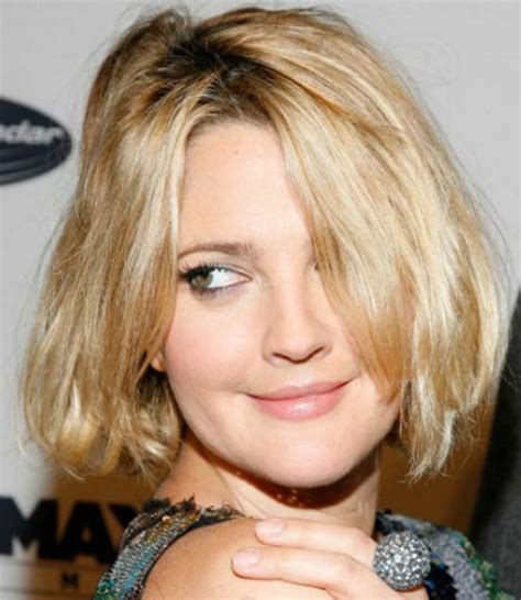 Top 17 Drew Barrymore Hairstyles And Haircuts Only For You