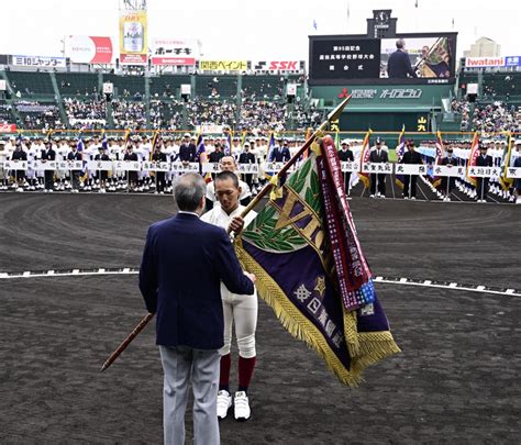 センバツ開幕 4年ぶりに選手全員が入場行進 36校の熱戦始まる 写真特集519 毎日新聞