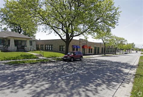 4212 W Highland Blvd Milwaukee Wi 53208 Industrial For Lease Loopnet
