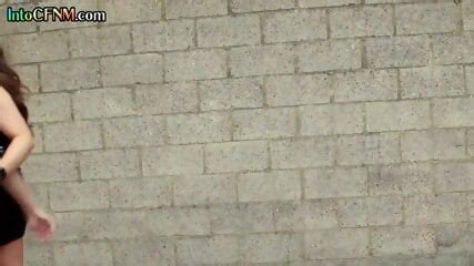 Amateur Cfnm Perv Femdoms In Stockings Giving Bj To Bff