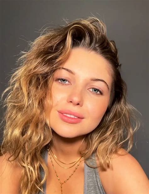 Sammi Hanratty’s Beautiful Braless Boobs In A Sexy Photoshoot Hot Celebs Home