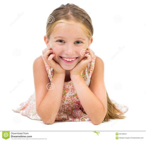 Petite Fille Se Trouvant Sur Le Plancher Image Stock Image Du Heureux