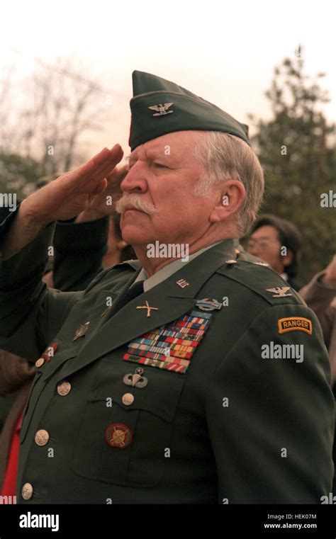 Retired Army Colonel Col Lewis Millett A Korean War Medal Of Honor Recipient Salutes The