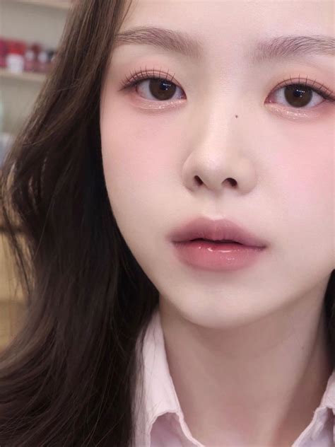 45 Pink Makeup Looks For A Cute Korean Inspired Style Soft Makeup Looks Pink Makeup Fashion