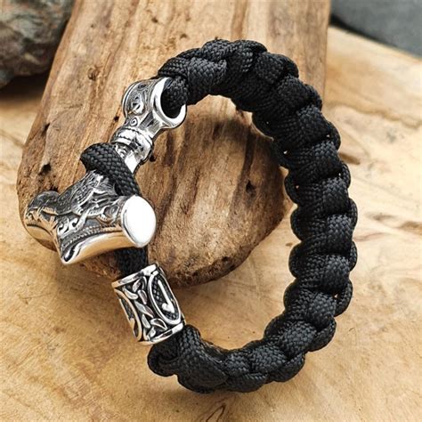 Paracord Armband Thor S Hammer Mit Wikinger Rune Tiwaz Silberfarben