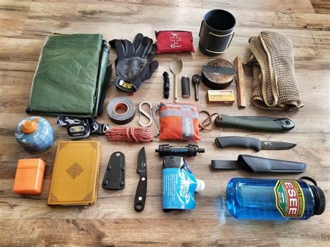 Bushcraft Kit 5 Cs Plus Other Essentials Bushcraftessentials Minimalist Camping Gear