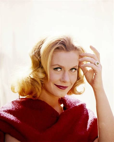 Elizabeth Montgomery My Mother The Car Bewitched Tv Show Bewitched Elizabeth Montgomery