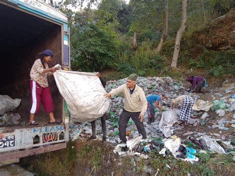 Mountain Clean Up In Nepal With Local Students Globalgiving