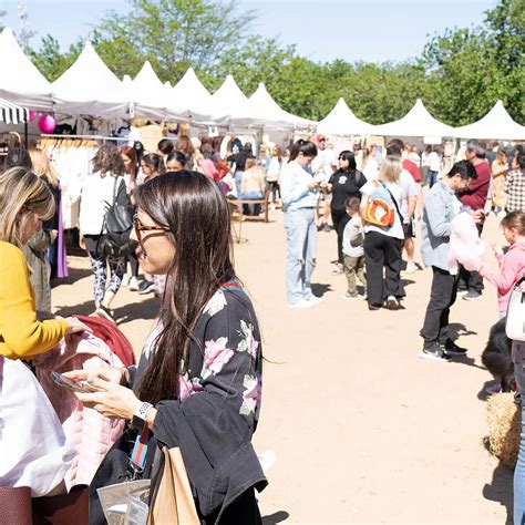 Saint Laurent Mugler Y Lanvin Neón Y Estampados En Las Pasarelas Del