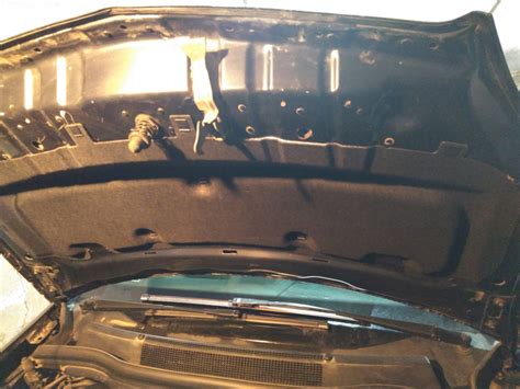 #63 Теплоизоляция и уплотнение капота — Opel Zafira B, 1,8 л, 2008 года ...