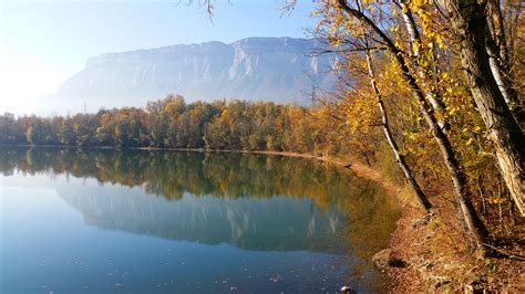 Lacs Du Bois Fran Ais Grenoble La Valise Fleurs Blog De Voyage