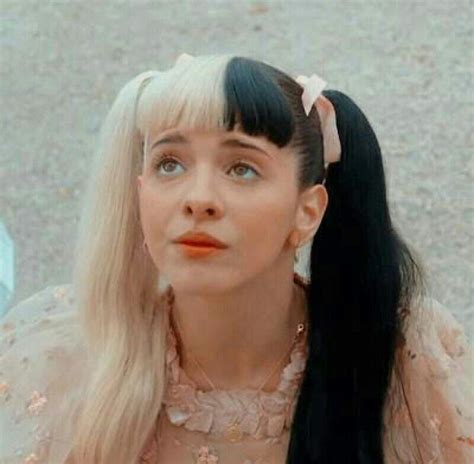 Quem Melanie Martinez Comunidade De Gente Gostosa Amino