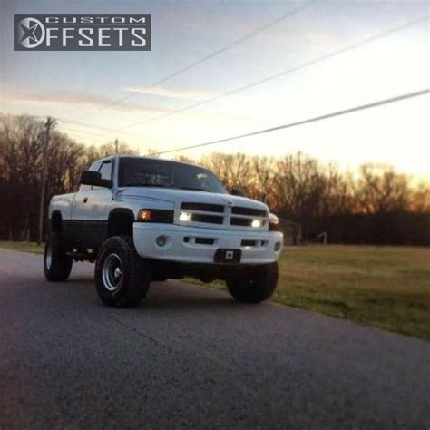 Wheel Offset 2000 Dodge Ram Pickup 1500 Super Aggressive 3 Suspension Lift 6 Custom Rims