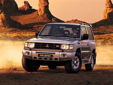 Mitsubishi Pajero 3 0 V6 Glsi 24v 🚗 Car Technical Specifications