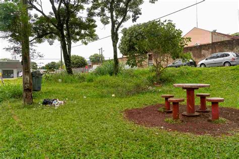 Praça Da Mentira - Praça da Mentira, na Vila C, à espera de manutenção da prefeitura
