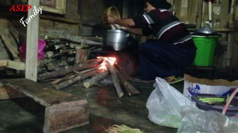 Kegiatan Di Dapur Yang Bikin Rindu Anak Rantau Suasana Pagi Di Pedesaan