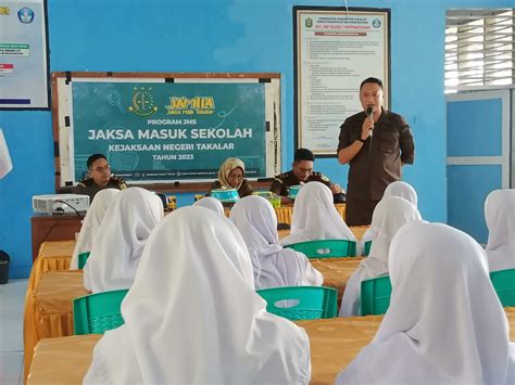 Jaksa Masuk Sekolah Kembali Bergerak Kastel Kenali Hukum Dan Jauhi