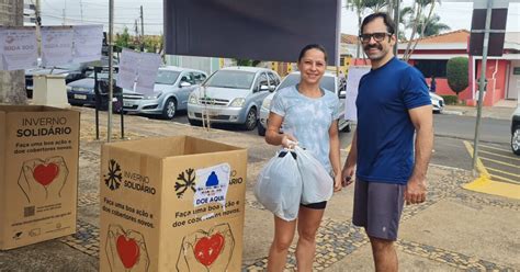 Solidariedade No Dia D Da Campanha Do Agasalho Em Cosm Polis