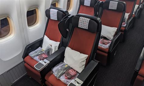 Japan Airlines Premium Economy Guide And Review Nerdwallet