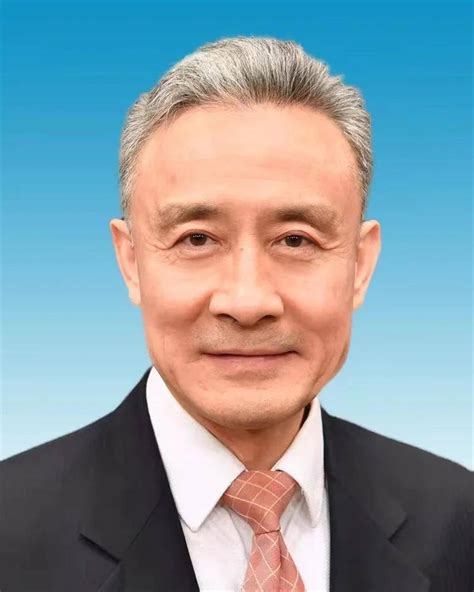 川大校长履新西工大党委书记后西工大校长接替他掌舵川大两人均曾任电子科大校长 汪劲松 李言荣 同志