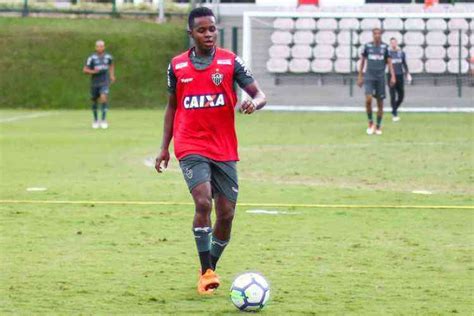 Time Atl Tico Visita Xar Paranaense Em Busca Da Primeira