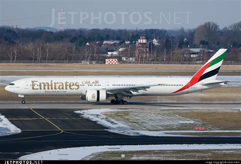 A6 ECT Boeing 777 31HER Emirates Julian Klein JetPhotos