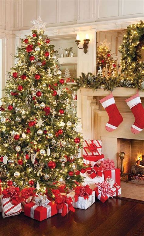 Ideas On How To Decorate A Christmas Tree