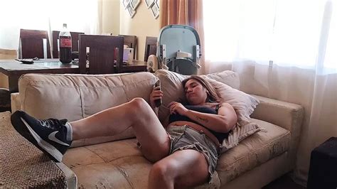 Mom Jerking In Living Room Pawg Amateur Porn Feat Le Lait Rosse Xhamster