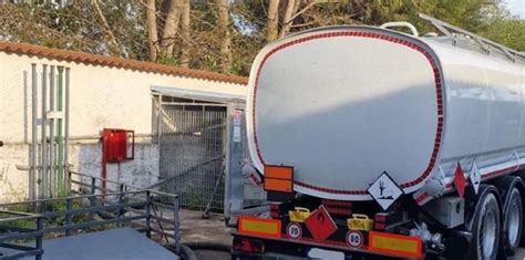 Sequestrati Oltre Mila Litri Di Gasolio Di Contrabbando Nel Vesuviano