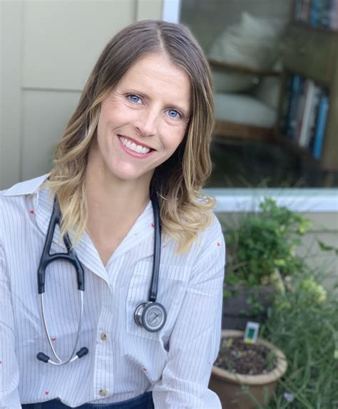 What Is A Nurse Practitioner — Neighborhood Naturopathic West Seattle