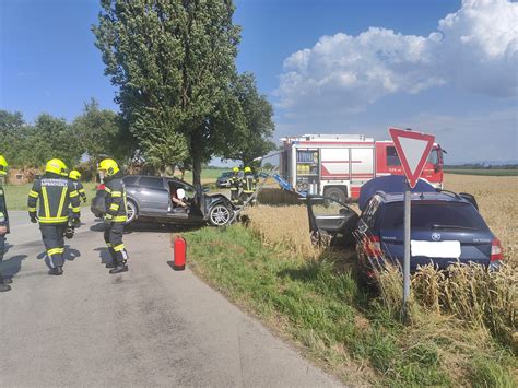 Verkehrsunfall Aufr Umarbeiten Wimmkreuzung Ff Sipbachzell