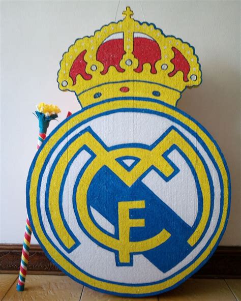 Piñata Real Madrid Bs 500 000 00 en Mercado Libre