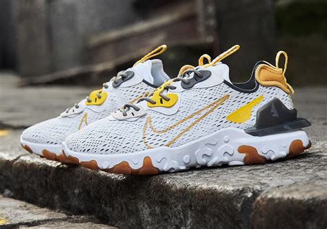 Nike React Vision Honeycomb CD4373-100 | eduaspirant.com