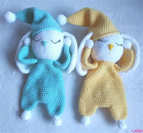 LADM Amigurumi Mounette Doudou Lapin Plat