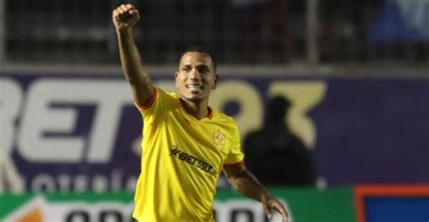 De La Mano De C Sar Far As R Mulo Otero Debuta Con Gol En Aucas Y El