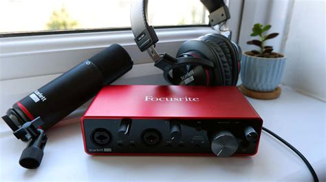 Focusrite Scarlett 2i2 Studio bundle review: great for streamers and ...