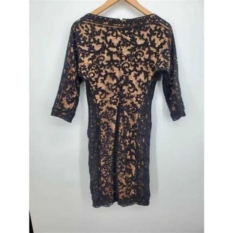 Tadashi Shoji Black Nude Embroidered Lace Sheath C Gem