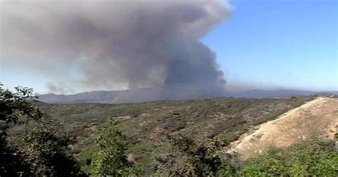 Massive Camp Pendleton Fire Now 15 Percent Contained Cbs Los Angeles