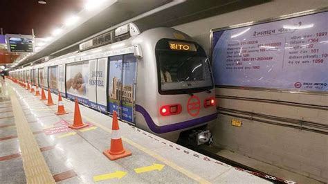 Delhi Metros Yellow Line Hit By Technical Snag