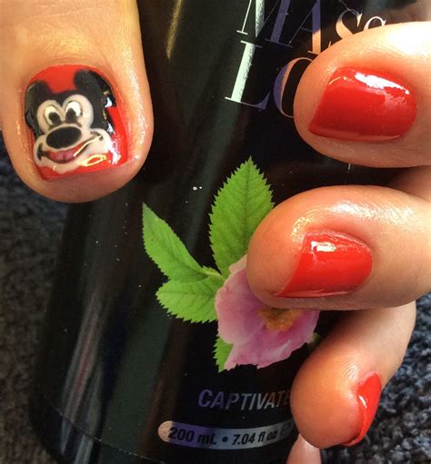 Mickey Mouse Red Gelish Nailart Nail Art Nails Nail Polish