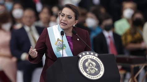 Xiomara Castro En Su Toma De Posesión “mujeres Hondureñas No Les Voy