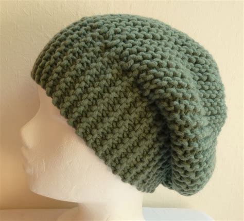 modèle tricot bonnet femme point mousse 11