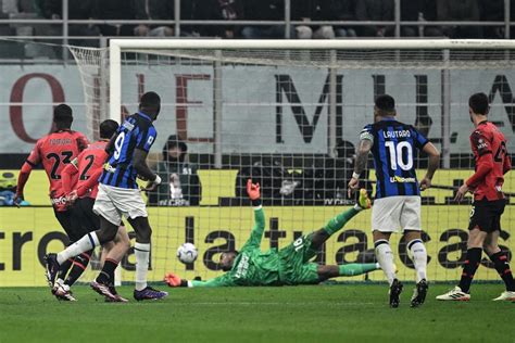 L Inter Vince Lo Scudetto Della Seconda Stella Nel Derby Milan